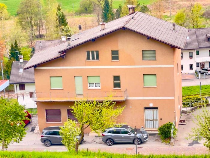Casa con 6 locali in vendita in Via Brigata Abruzzi, Centro, Pieve Tesino