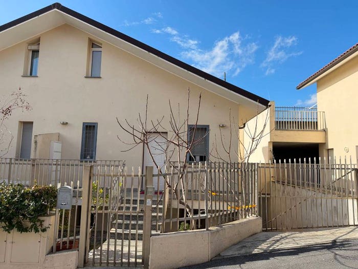 Appartamento con 5 locali in vendita in Via Piemonte, Centro, Ceriale