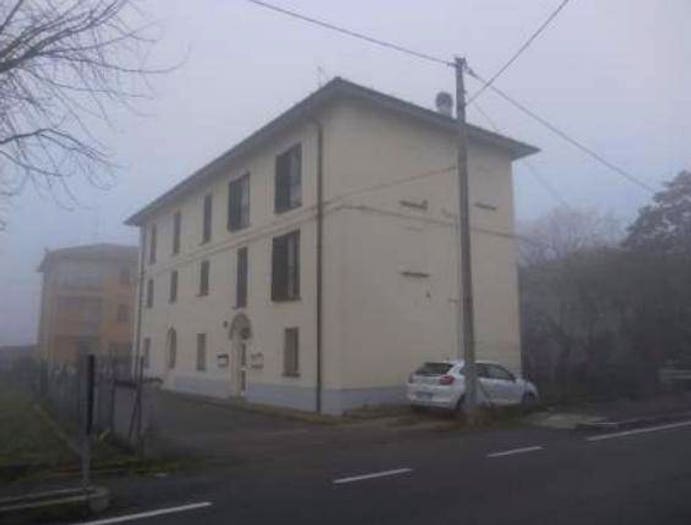 Casa con 6 locali in vendita in Via Pagnina, Bubano, Mordano