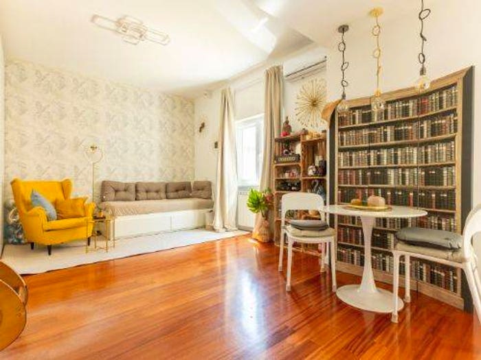 Appartamento monolocale in vendita in Via Persio, Quarto Miglio, Roma