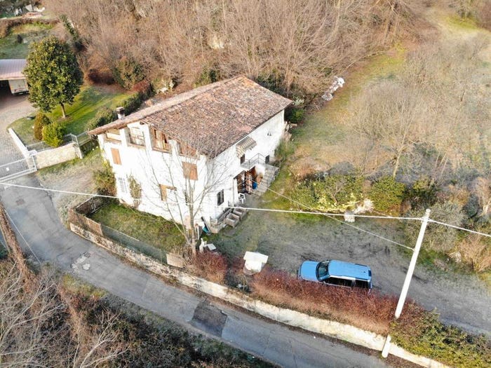 Casa quadrilocale in vendita in Via della Macina, Bione