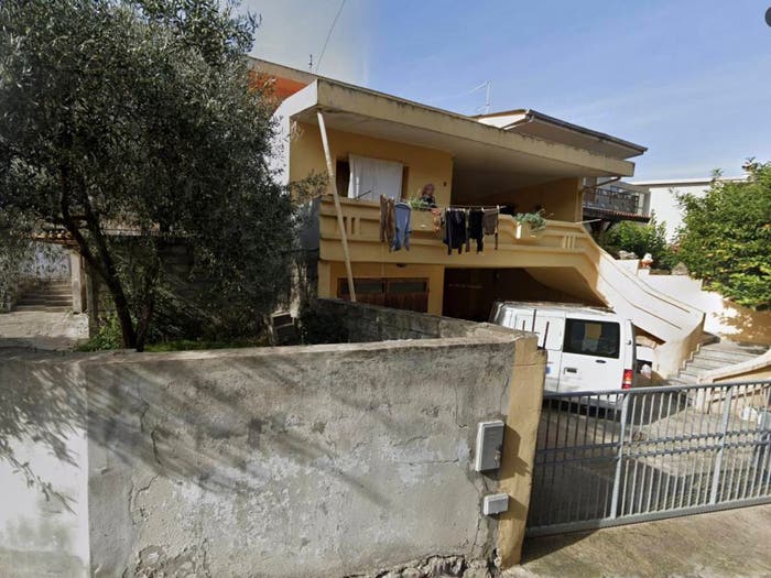 Casa con 6 locali in vendita in Via Generale Sanna, Samugheo