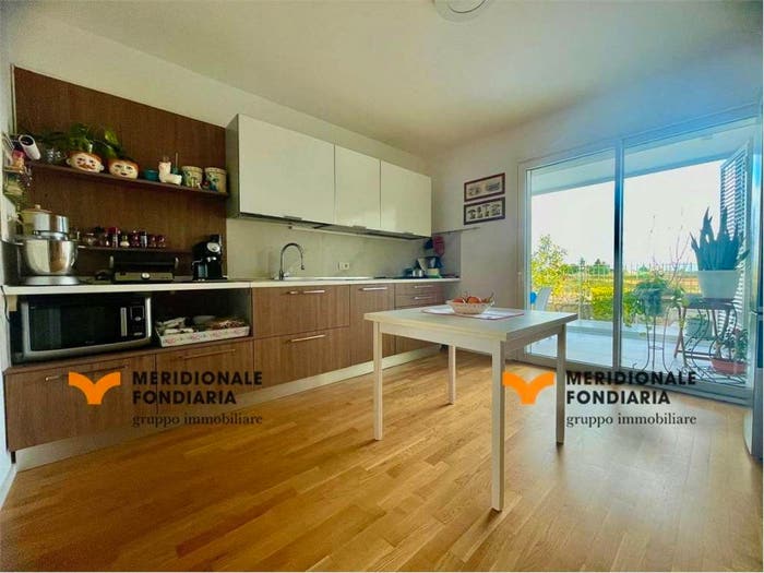 Casa con 6 locali in vendita in Via Potenza, Stadio, Lecce