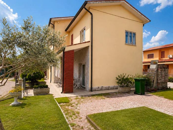 Casa con 5 locali in vendita in Borgo Veneto