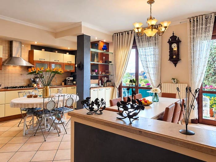 Appartamento trilocale in vendita in Via Fornaci, Centro, Torbole Casaglia