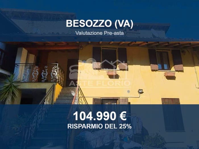 Appartamento trilocale in vendita in Via Adamoli Domenico, Centro, Besozzo