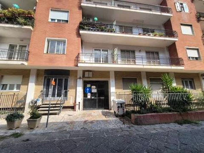 Appartamento trilocale in vendita in Via Sant'Antida, Centro Storico Corso Trieste, Caserta
