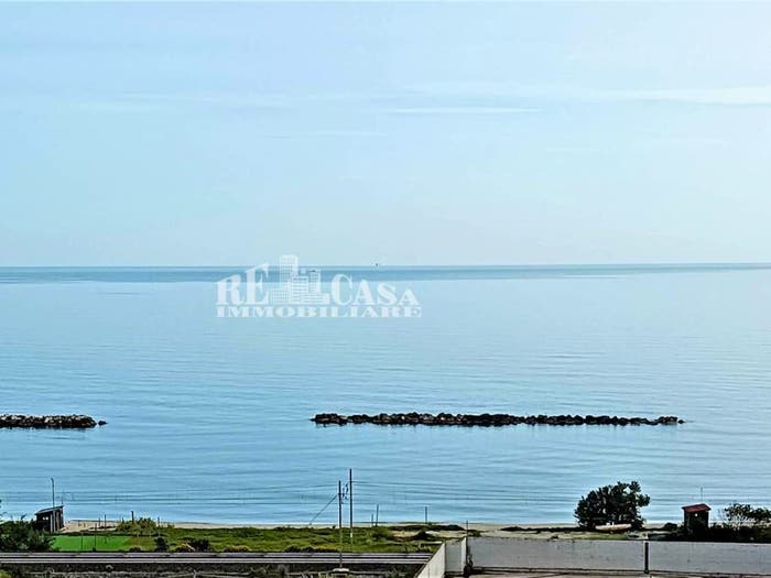 Appartamento trilocale in vendita in CONTRADA MONTECANTINO, Marina Di Massignano, Massignano