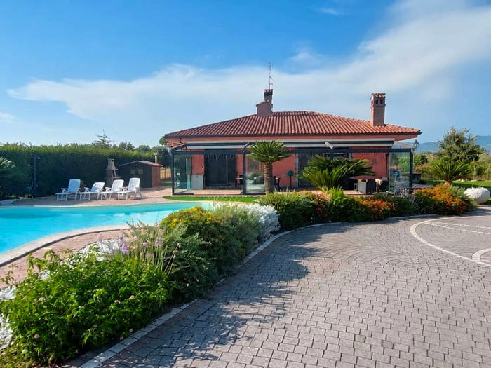 Casa quadrilocale in vendita in Via Isola d'Ischia, Lanuvio
