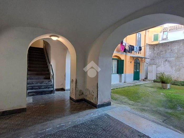 Appartamento quadrilocale in vendita in Via Raffaele Baldi, Centro, Cava de' Tirreni
