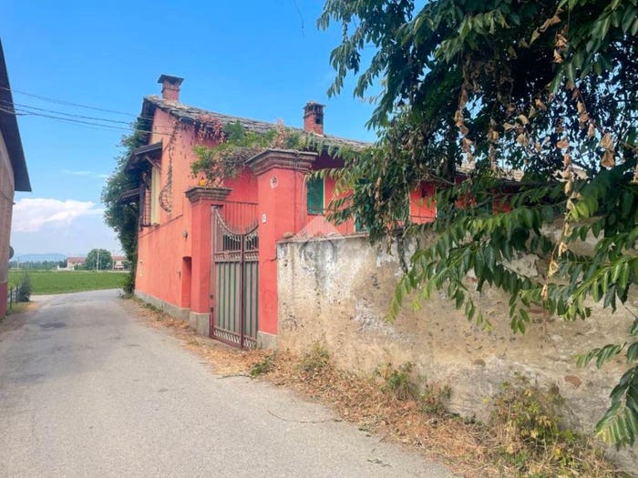 Casa con 6 locali in vendita in Via Macello, Villa Buffa Di Perrero, Cavour