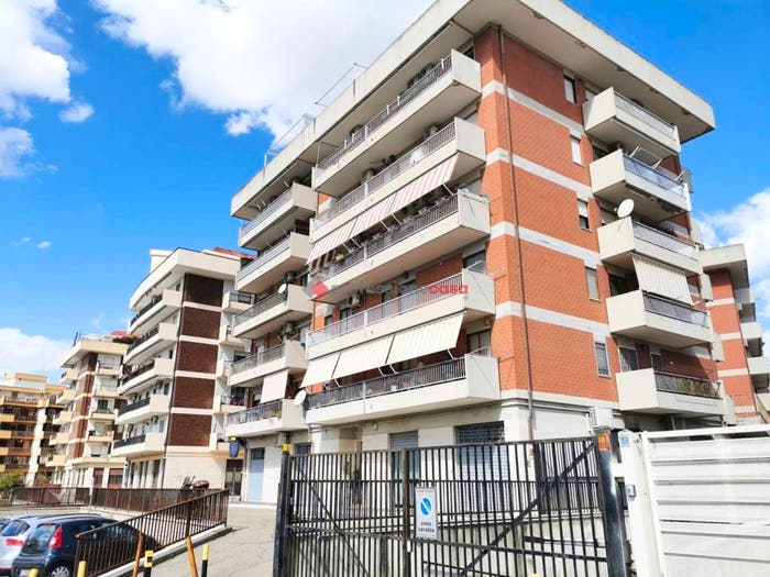 Appartamento quadrilocale in vendita in Via Leone XIII, Rione Martucci Diaz, Foggia
