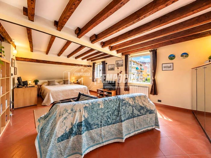 Appartamento bilocale in vendita in Via Giordano, Sestri Ponente, Genova