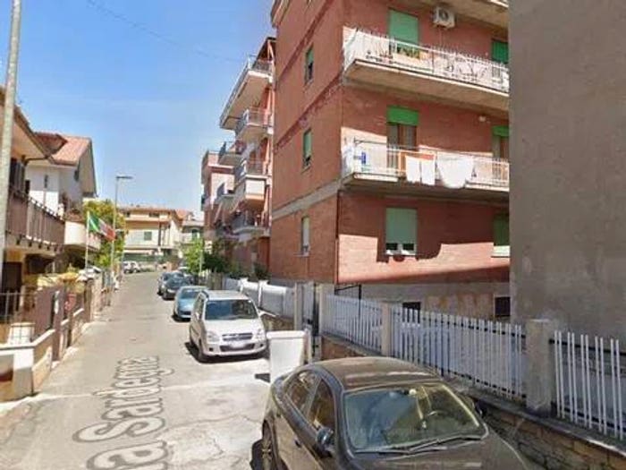 Appartamento trilocale in vendita in Via Sardegna, Villalba, Guidonia Montecelio