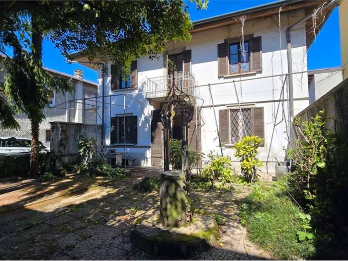 Casa con 6 locali in vendita in via giacomo matteotti, Golasecca