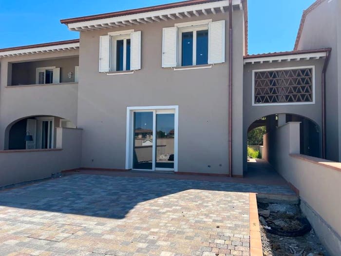 Casa con 5 locali in vendita in Via Luigi Pirandello, Santa Lucia La Borra, Pontedera