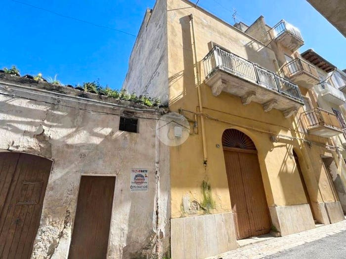 Casa con 5 locali in vendita in Via Andrea Cordone, Centro, Alcamo