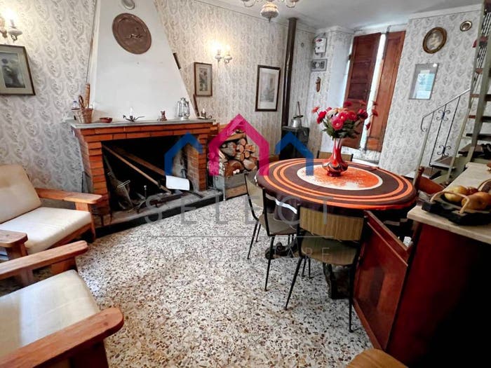 Casa quadrilocale in vendita in Lugliano, Bagni di Lucca
