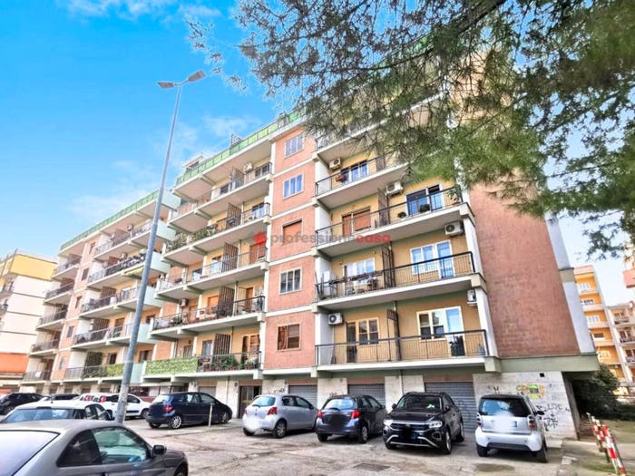 Appartamento quadrilocale in vendita in Via Treggiari, Villa Comunale, Foggia