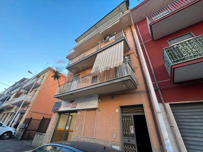Appartamento trilocale in vendita in Via Nino Martoglio, Lentini
