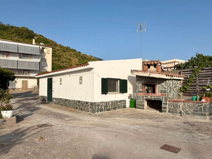 Casa con 5 locali in vendita in Via Fiume Crispi, Centro, Paola