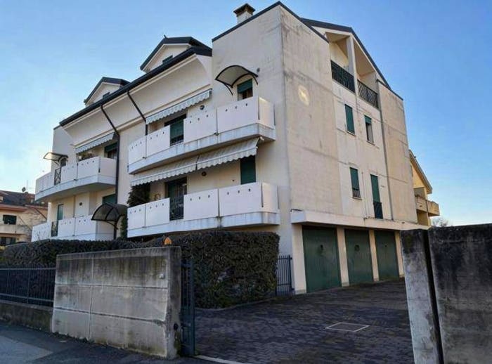 Appartamento trilocale in vendita in Via Della Croce Verde, Centro San Tommaso, Albignasego