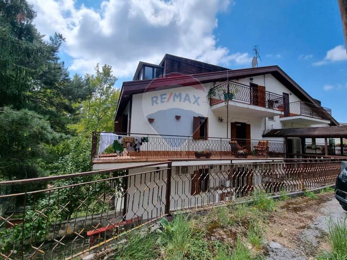 Appartamento trilocale in vendita in Campo di Giove