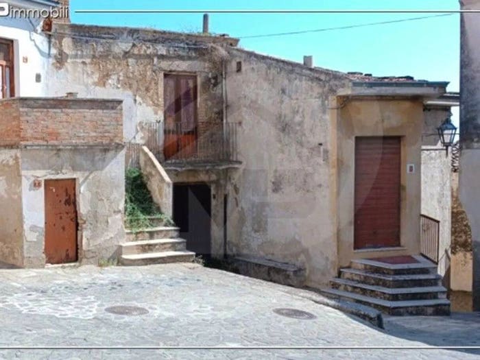 Casa con 6 locali in vendita in Largo Margherita, Centro, Francavilla Marittima