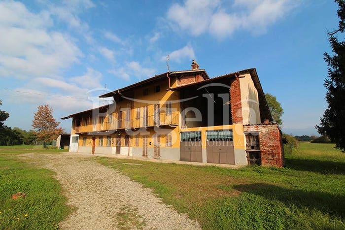 Casa quadrilocale in vendita in Cascina Galantina, Cerrione