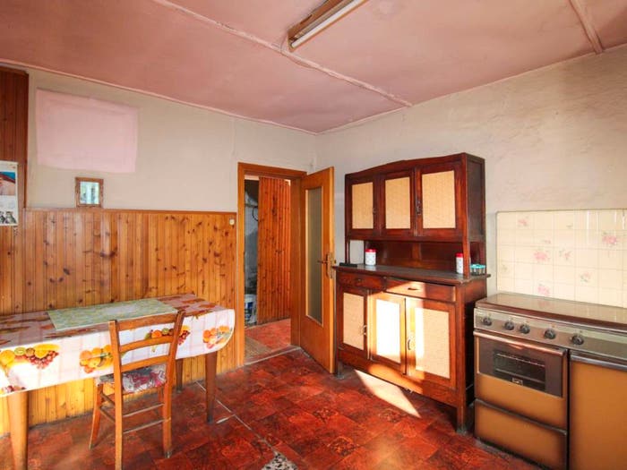Casa con 6 locali in vendita in Via Don Luigi Gabbani C, Centro, San Nazzaro Val Cavargna