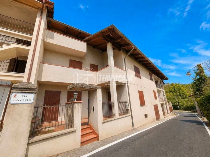 Casa con 5 locali in vendita in Via San Carlo, Borgiallo