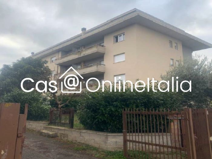 Appartamento con 6 locali in vendita in Via Liguria, Passaggio, Bettona