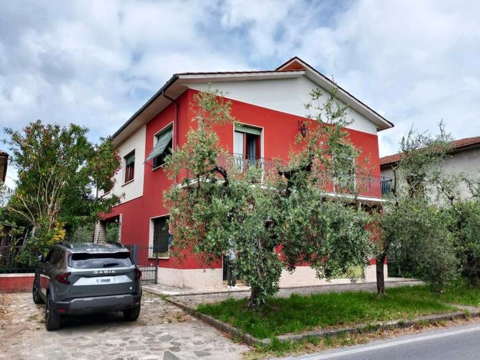 Casa con 5 locali in vendita in La Maulina Morianese, Lucca