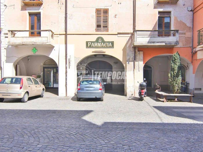 Casa quadrilocale in vendita in Piazza Italia, Gattinara