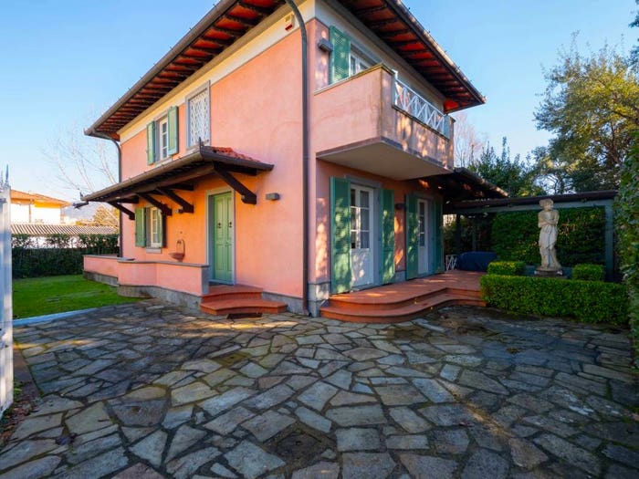 Casa con 6 locali in vendita in Via Agnelli, Centro, Forte dei Marmi
