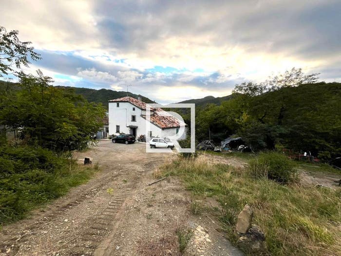 Casa con 5 locali in vendita in Santa Sofia