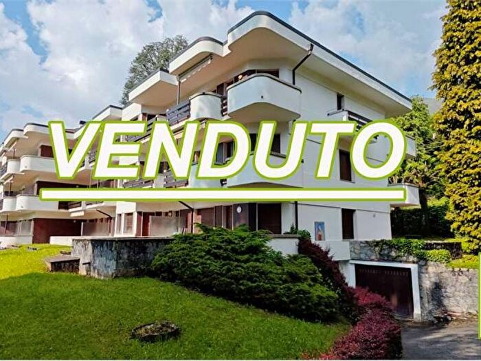 Appartamento trilocale in vendita in Via Alessandro Volta, Centro, Cremeno