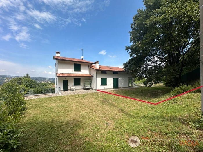 Casa con 5 locali in vendita in Via Cappelli, Tre Monti, Imola