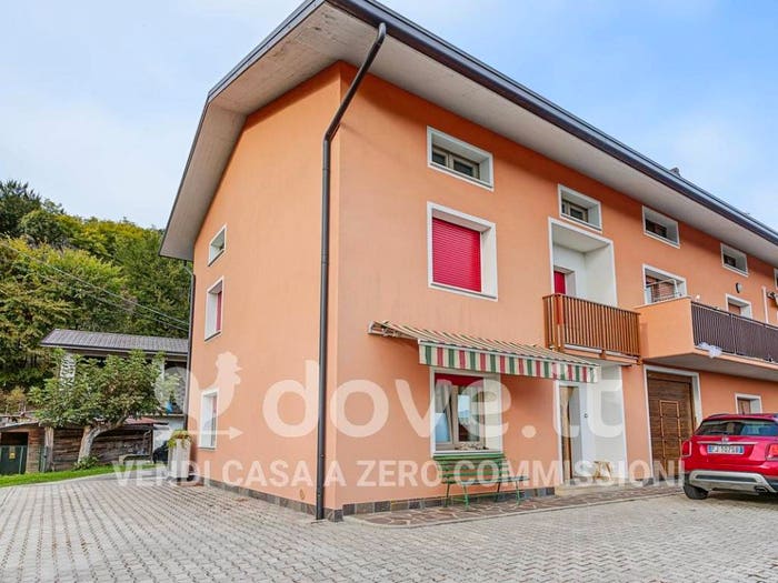 Casa quadrilocale in vendita in Località Fumach, San Gregorio nelle Alpi