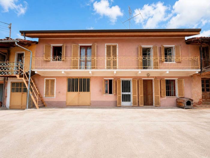 Casa quadrilocale in vendita in Località Prella, Montaldo Roero