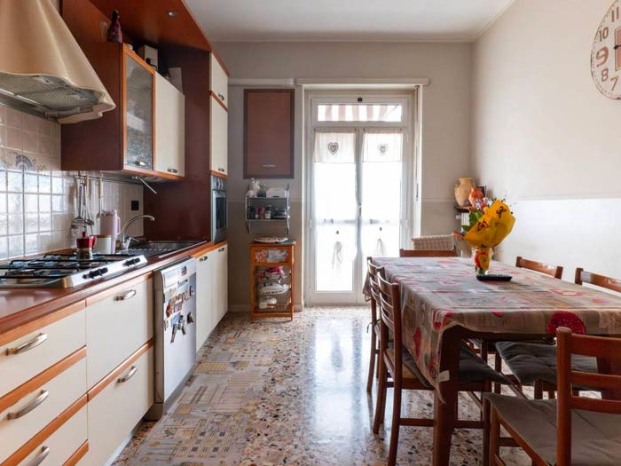 Appartamento quadrilocale in vendita in Via Umberto I, Piscina