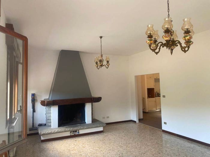 Casa con 5 locali in vendita in Monterenzio