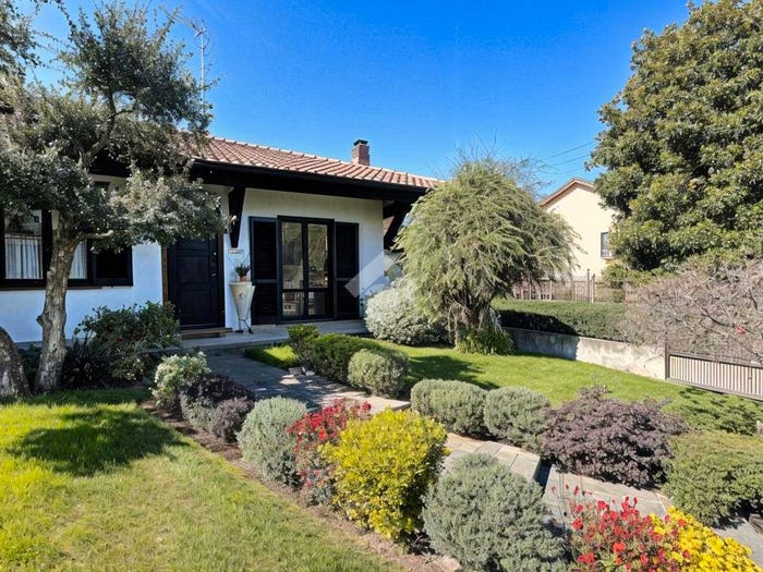 Casa trilocale in vendita in Via Cascina Lavezzari, Cermenate