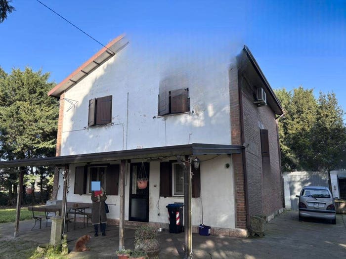 Casa con 5 locali in vendita in Strada Jolanda Bonaglia, Centro, Jolanda di Savoia