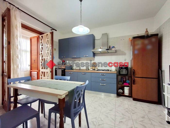 Appartamento trilocale in vendita in Via Scalazza, Aci Trezza, Aci Castello