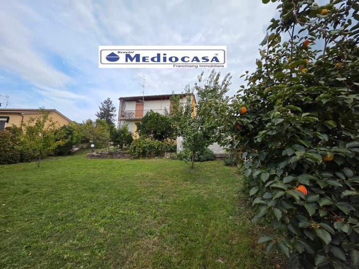 Casa trilocale in vendita in Via Alessandro Volta, Giulianello, Cori