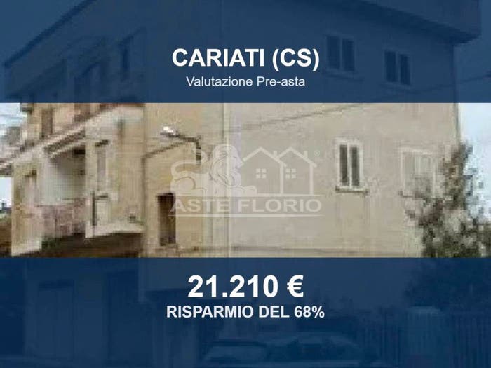 Appartamento con 6 locali in vendita in via F Cilea, Cariati