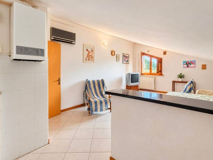 Casa bilocale in vendita in Via Vittorio Veneto, Centro, Capolona