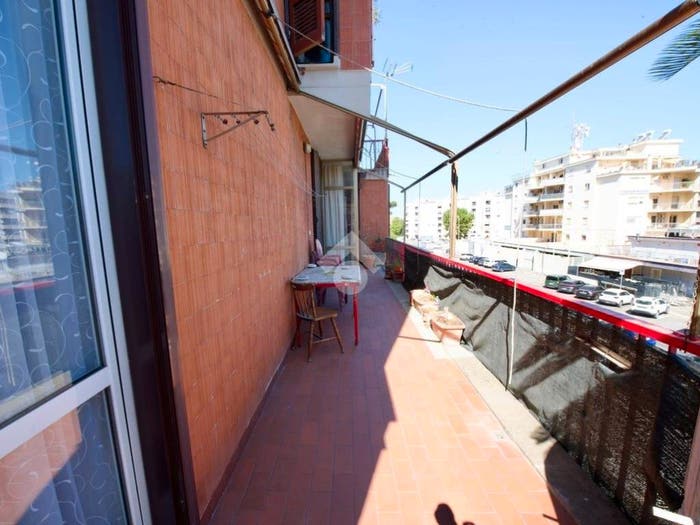 Appartamento trilocale in vendita in Ostia Ponente, Roma