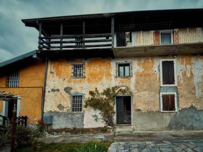 Casa monolocale in vendita in Via Intra, Centro, Aurano